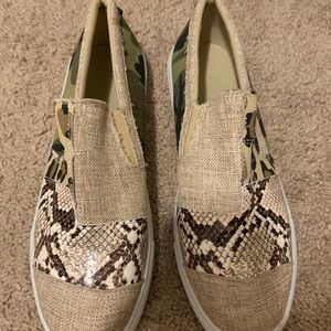 Slide Sneakers